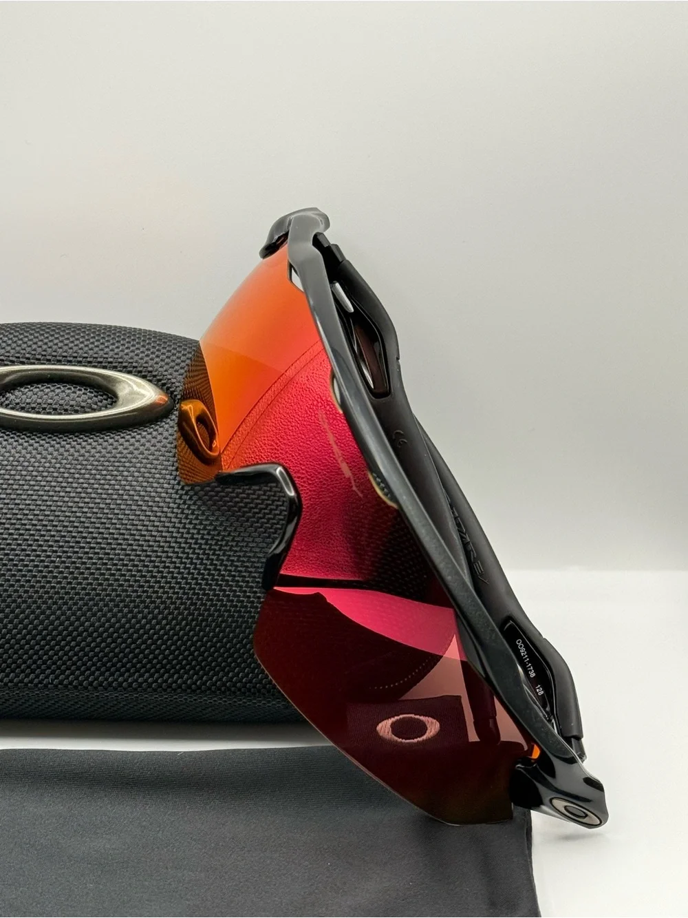 Oakley Radar EV Pitch 009211-1738